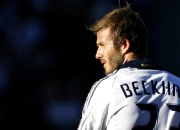 西亚卡姆遭遇三持续失利，DWG教练压力巨大！赛场气氛高涨